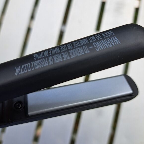 CONAIR MINIPRO CERAMIC FLAT IRON HAIR STRAIGHTENER BLACK 1/2" COMPACT TRAVEL - Picture 5 of 5